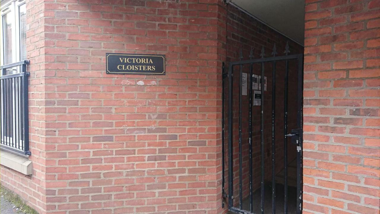 Victoria Cloisters Apartments Йорк Екстер'єр фото